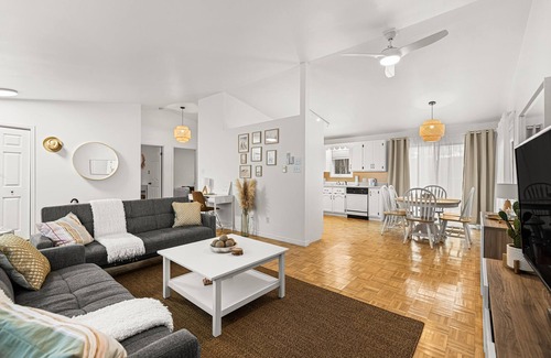 Pointe-du-Chene House | Steps away from Parlee -Perfect Family Vacation