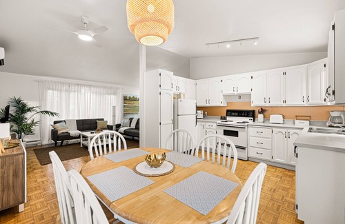 Pointe-du-Chene House | Steps away from Parlee -Perfect Family Vacation