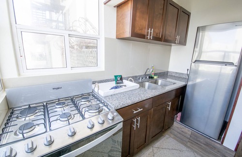 Costa Apartment | Steps from beach chic & modern1BD apt