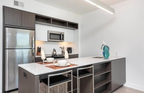 Morristown Apartment | Steps from NJ Transit 1 BR | near Center of Town