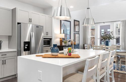 Old Town North House | Steps from River & Old Town - Hot Tub & King Bed