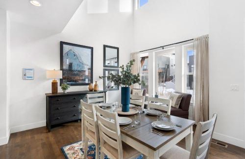 Old Town North House | Steps from River & Old Town - Hot Tub & King Bed