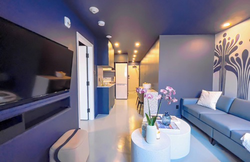 Shaughnessy Village Apartment | Steps from Sainte-Catherine St.