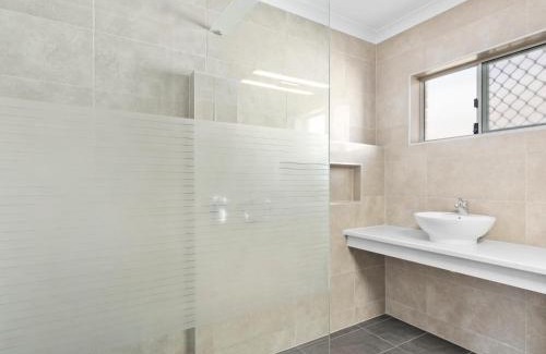Miami Apartment | Steps from the beach! Southkey Miami Beach