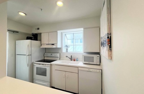 Sussex County Condo | Steps to Beach, Boardwalk & More! Cozy 2BR/2BA Condo with Ocean Views!