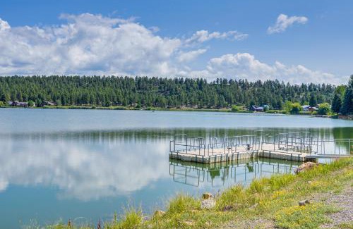 Pagosa Springs House | Steps to Lake and Kayaks Remodeled Townhome with AC
