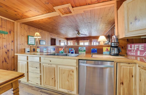 Cedarville Cabin | Steps to Lake: Cedarville Cabin 12 w/Shared Perks