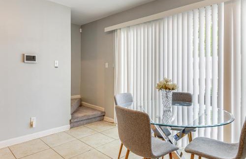 Conyers Apartment | Steps to Park Dog-Friendly Condo in Conyers!