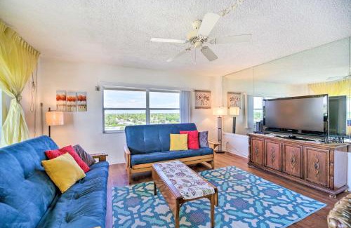 South Patrick Shores Apartment | Steps to Sand Satellite Beach Condo with Views!