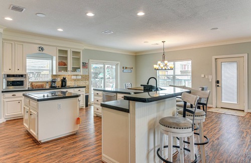 Surfside Beach House | Steps to Surfside Beach: Large Group Gulf Retreat