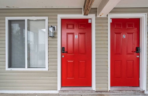 Seaside Heights Apartment | Steps to the Beach & Boardwalk! +Free Parking