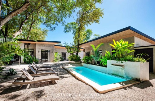 Playa Grande House | Steps to the Main Surf Break - 3 Bedroom House
