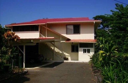 Honaunau-Napoopoo House | Steps to the Ocean at Manini Beach at Kealakekua Bay! Konakays