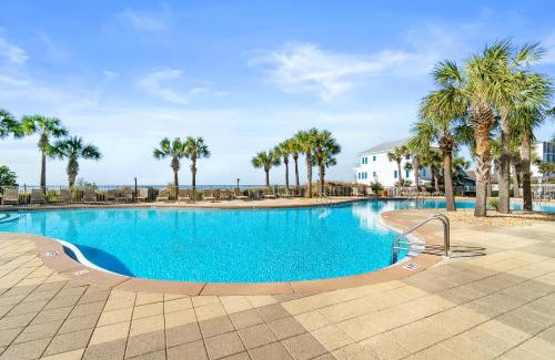 Thomas Drive Apartment | Sterling Beach Resort by Panhandle Getaways