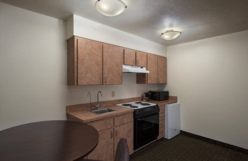 Carlsbad Hotel | Stevens Inn a Howard Johnson by Wyndham