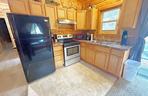Custer Cabin | Stewart`s Cabin | 2 Bed, 2 Bath