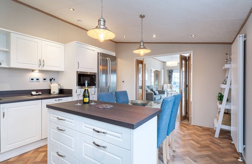 St. Andrews Cottage | Stewarts Resort Lodge 18 - a lodge that sleeps 6 guests in 2 bedrooms