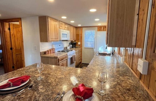 Breezy Point Cabin | Still time to book for Summer 2025!