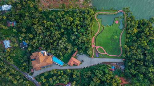 Chirayinkil Hotel | Still Waters Alaya Stays by ELIVAAS