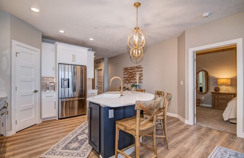 Arnolds Park Condo | Stillwater condo with East Lake Okoboji views!