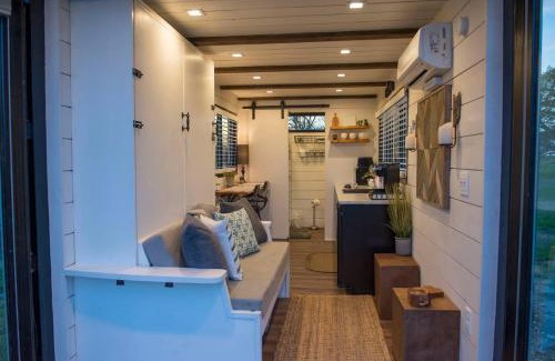 Waco House | Stillwater House Elegant tiny container home Near Magnolia