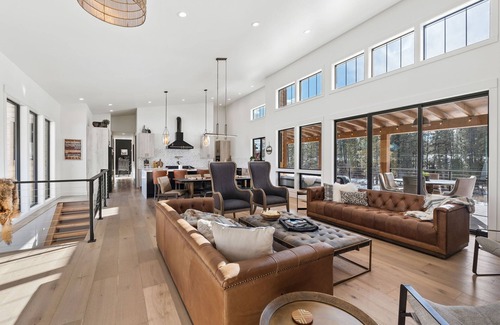 Kalispell House | Stillwater River Lodge Mtn Modern Waterfront Home near Glacier National Park