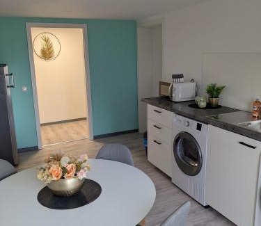 Hemmingstedt Apartment | Stilvoll Wohnen: gemütliche Werkswohnung in Hemmingstedt