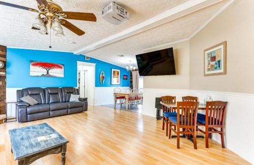 Beulah House | Stocked Fishing Pond On-Site Quiet Pensacola Home