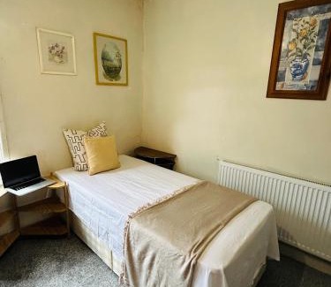 Burslem House | Stoke Staycation