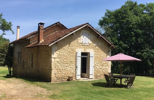 Saint-Georges-de-Montclard House | Stone house with garden in the heart of Périgord