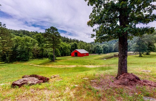 Stringtown House | Stone Cabin with a Pond & Water Access - Firepit, Dog-Friendly