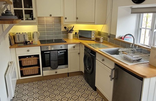 Ventnor House | Stone cottage in idyllic location, surrounded by countryside, close to beaches.