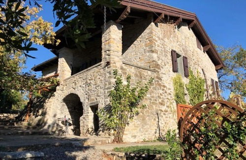 Pontremoli Cottage | Stone Cottage, Private Grounds, Natural Pool, Near Everything