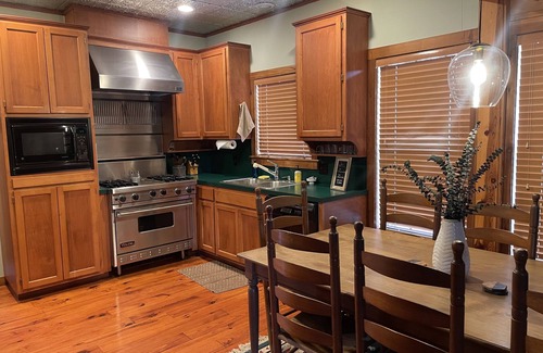 Broken Arrow Cabin | Stone Creek Lodge
