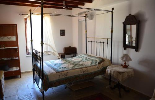 Tsada House | Stone House