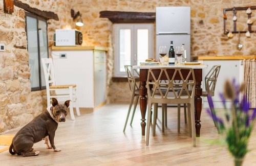Cortona Villa | Stone house finely furnished, perfect for 4 people. Fenced outdoor space equipped with garden furnit