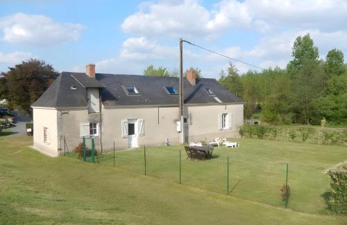 Thoree-les-Pins House | Stone House in La Flèche with Garden & BBQ