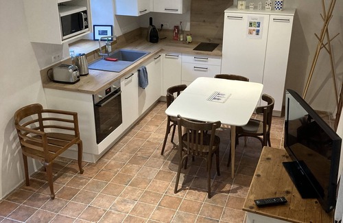 Plouharnel House | Stone house in the heart of an authentic Breton village by the sea
