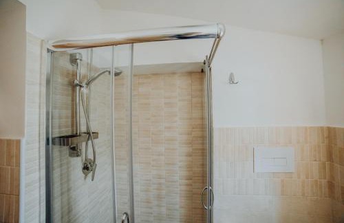 Novi Velia Bed & Breakfast | Stone house