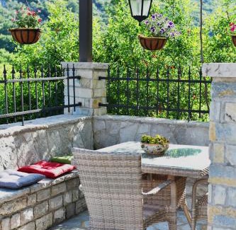 Donji Morinj Apartment | Stone House Morinj