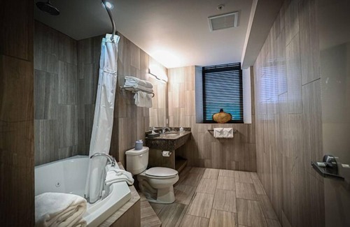 Merritton Hotel | Stone Mill Inn