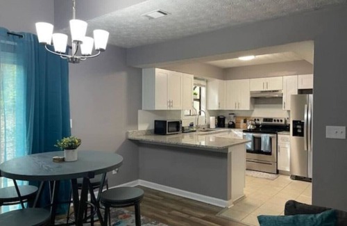 Stone Mountain House | Stone Mountain Delight, Smart TVs in Every Room, Pool Table, Desk and Backyard!