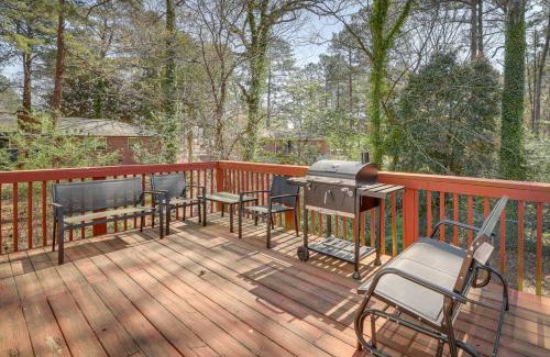 Stone Mountain House | Stone Mountain Vacation Rental with Deck!