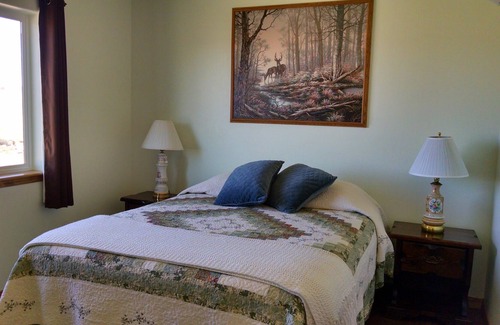 Cortez House | Stone Turtle Lodges has 3 luxurious individual cabins 3 miles north of Cortez.