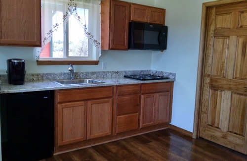 Cortez House | Stone Turtle Lodges has 3 luxurious individual cabins 3 miles north of Cortez.