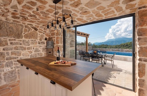 Durasevici Villa | Stone Villa Liberta