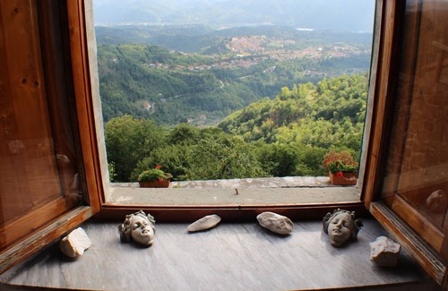 Barga Villa | Stone Villa on Front Edge of 2000 Year Old Tuscan Hilltop Village