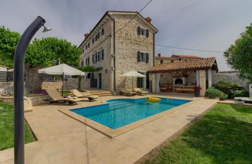Dracevac Villa | Stone villa Parentium with private pool in Porec