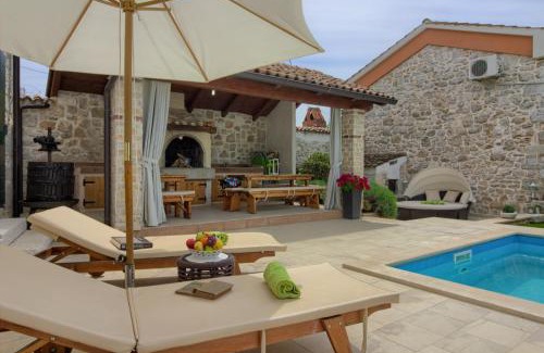 Dracevac Villa | Stone villa Parentium with private pool in Porec