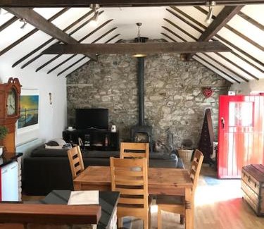 Castlewellan Ski Chalet | Stone Wall Cottage